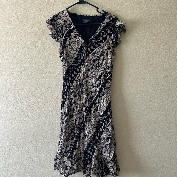 Eva Blue - Petite Black & Tan Print Dress with Bead Detail - Picture 1 of 5